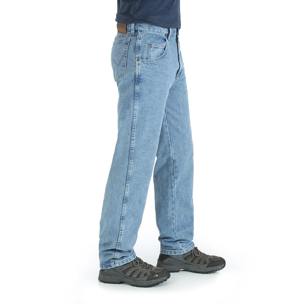 wrangler men's rugged wear relaxed fit jean